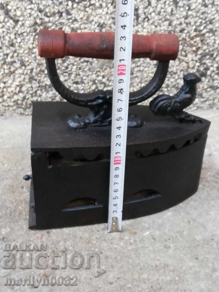 Δημοπρασία Παλιά σιδήρου στην πυρκαγιά Δημοπρασία Παλιά σιδήρου στην πυρκαγιά