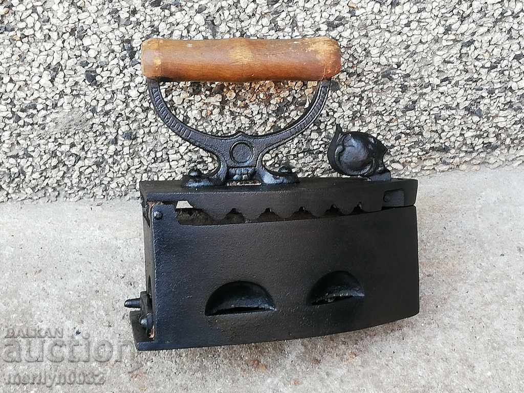 Old iron on fire with price 69.00 BGN | € 35.28 Old iron on fire with price 69.00 BGN | € 35.28