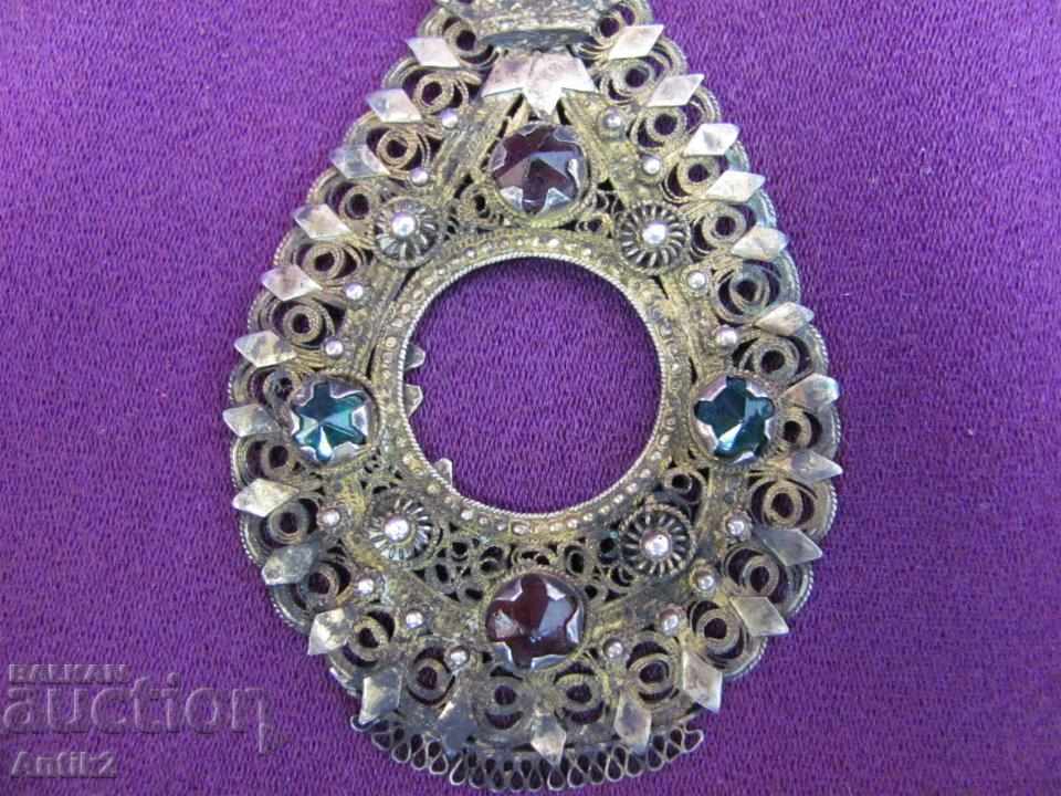 18th Century Pendant Necklace, silver crown with price 230.00 BGN | € 117.60 18th Century Pendant Necklace, silver crown with price 230.00 BGN | € 117.60