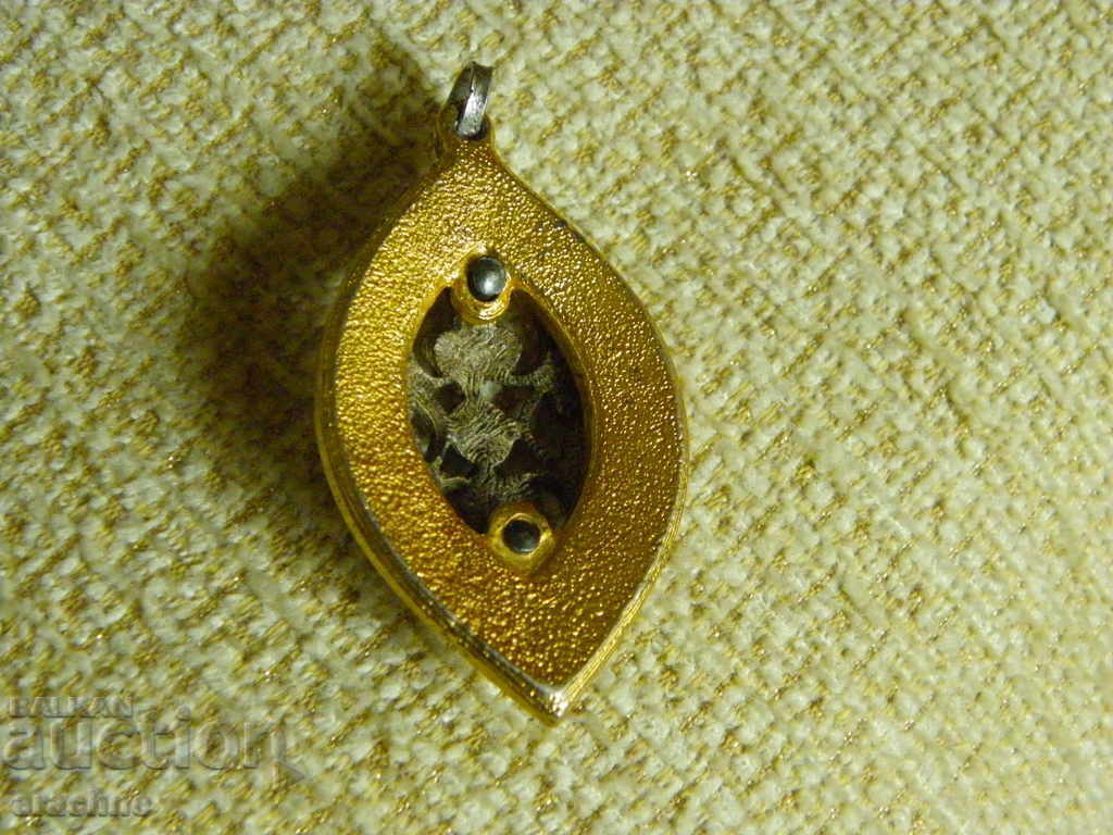 Delivery of Silver medallion-filigree, enamel, gilded Delivery of Silver medallion-filigree, enamel, gilded