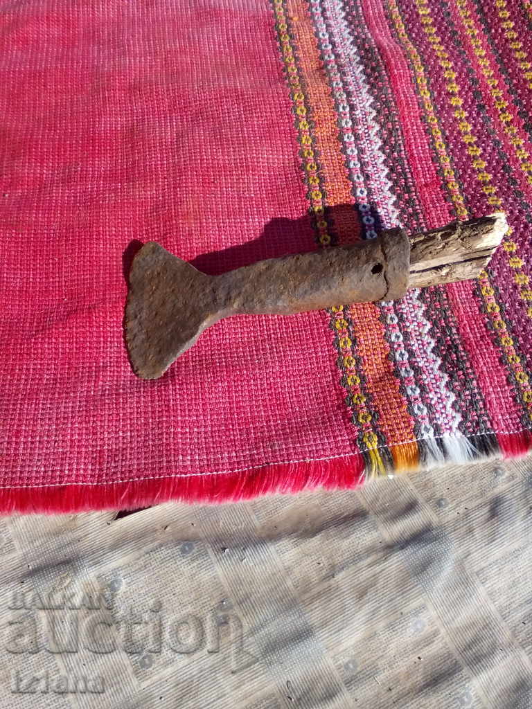 Ancient tool with price 5.00 BGN | € 2.56 Ancient tool with price 5.00 BGN | € 2.56