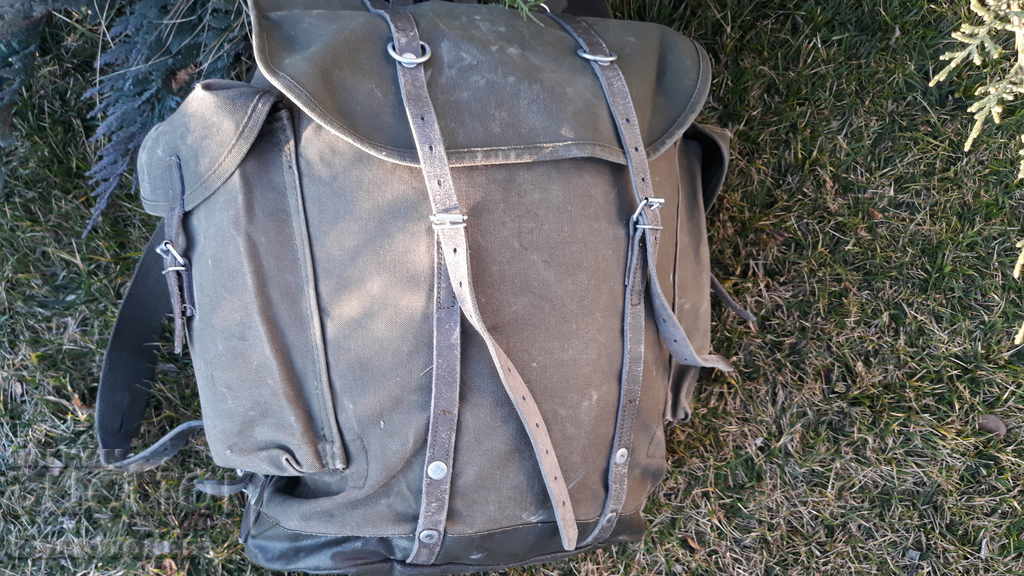 Old military backpack - 5 Old military backpack - 5