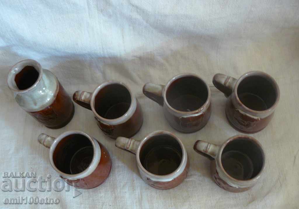 Serviciul de vin Khan Asparuh - 6 cani ceramice plus un vas cu preț 20.00 BGN | € 10.23 Serviciul de vin Khan Asparuh - 6 cani ceramice plus un vas cu preț 20.00 BGN | € 10.23