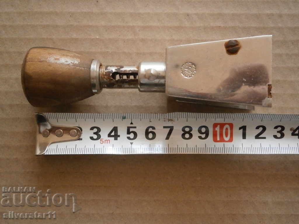 Auction old bronze print 70th Auction old bronze print 70th