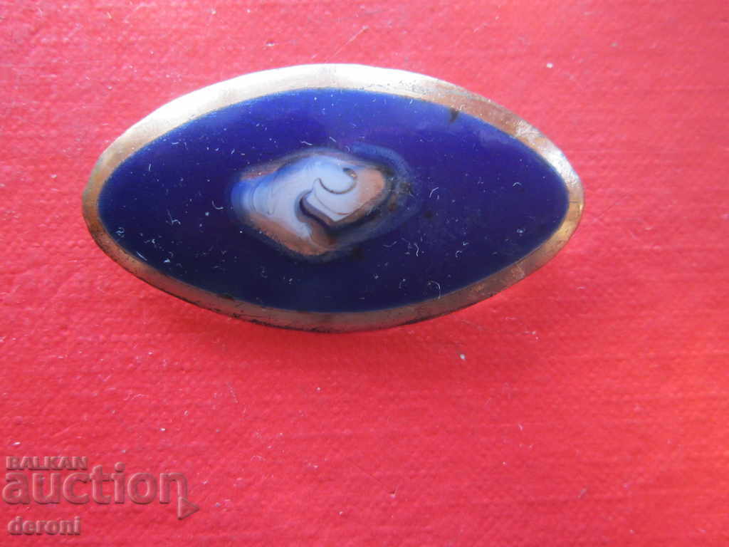 An incredible old brooch - 5