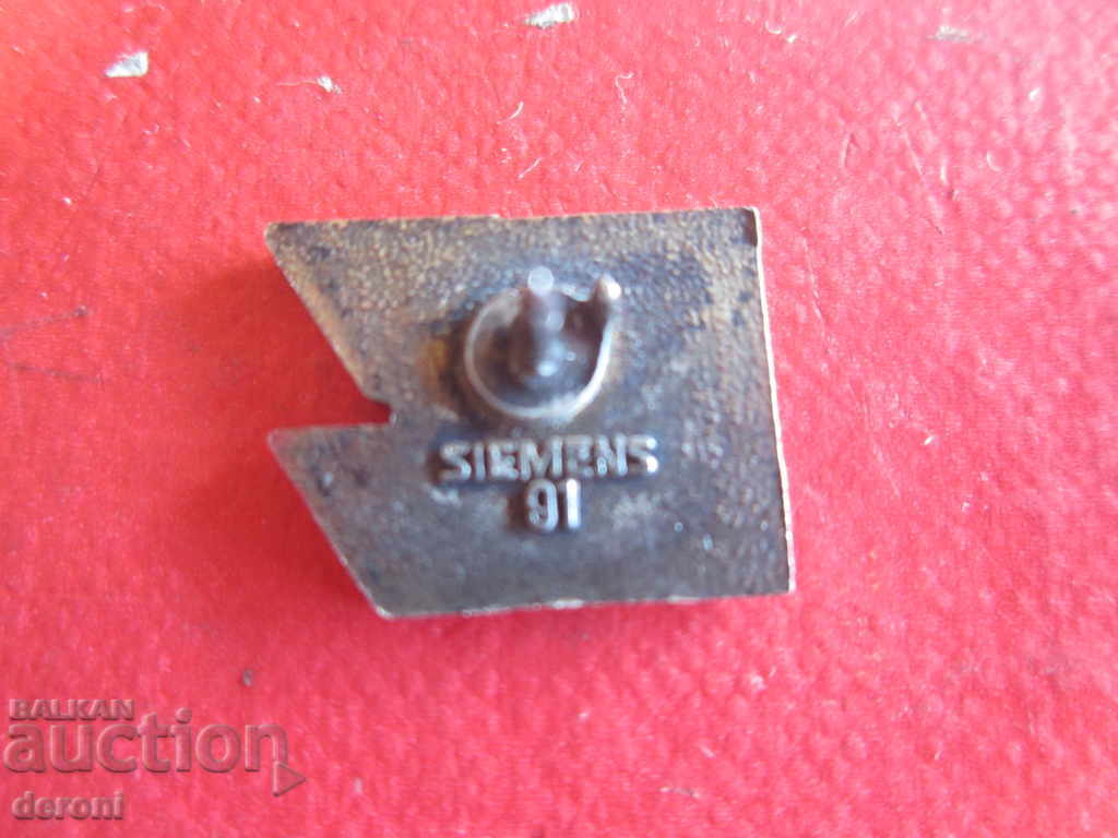 Delivery of Embroidery badge Simens 91 Delivery of Embroidery badge Simens 91