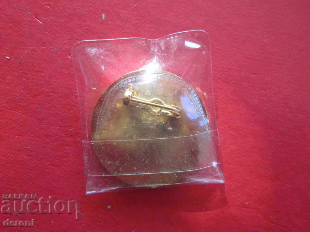 Embroidery badge SEUL Marionette 1988 with price 10.00 BGN | € 5.11