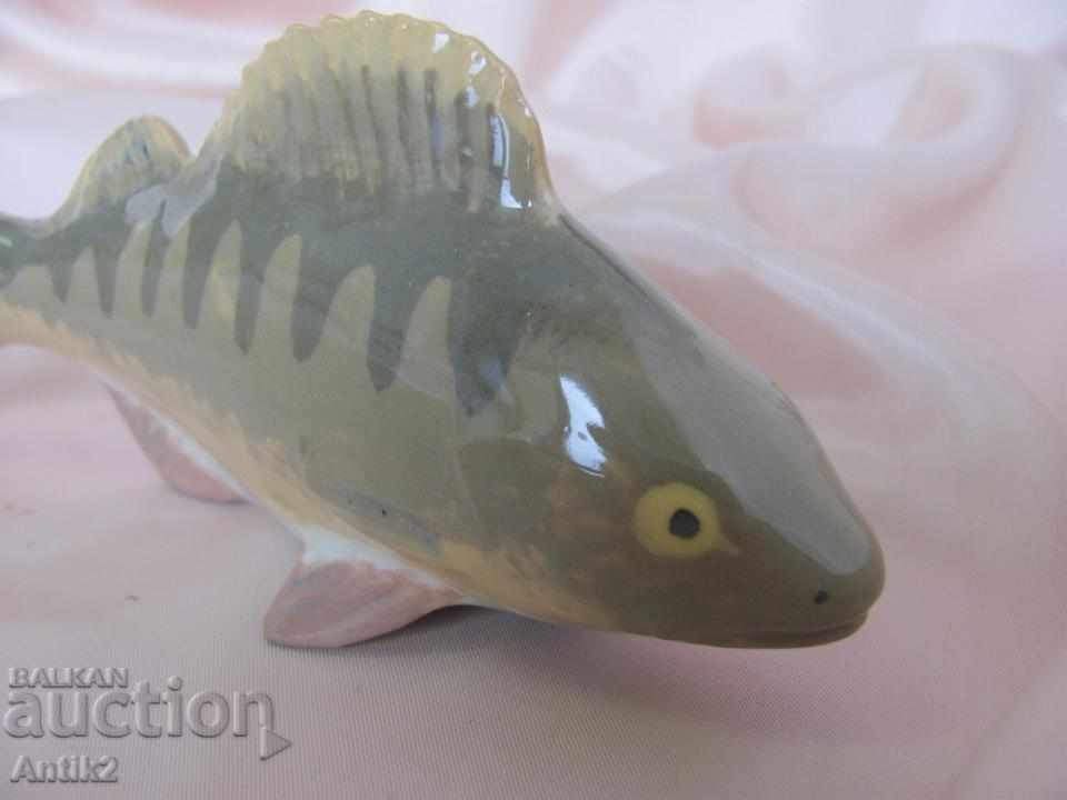 Auction The 30 Porcelain Fish Figure Auction The 30 Porcelain Fish Figure