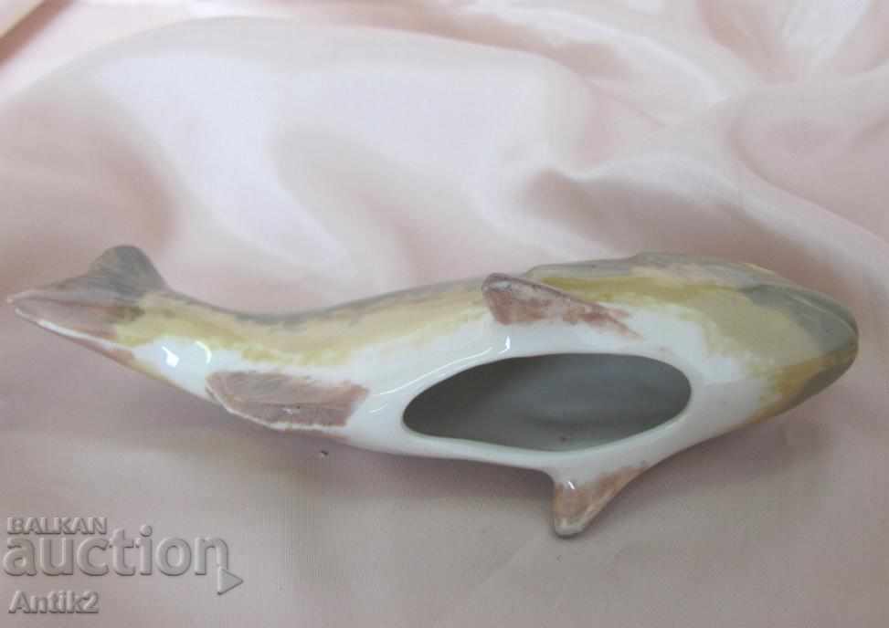 The 30 Porcelain Fish Figure - 5 The 30 Porcelain Fish Figure - 5