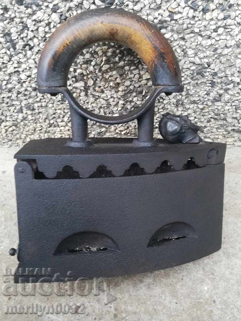 Delivery of Ancient iron on the 19th century