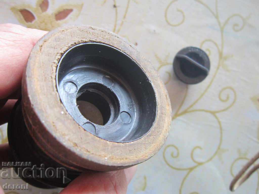 Serapeter pepperoni unic german de lemn - 6 Serapeter pepperoni unic german de lemn - 6