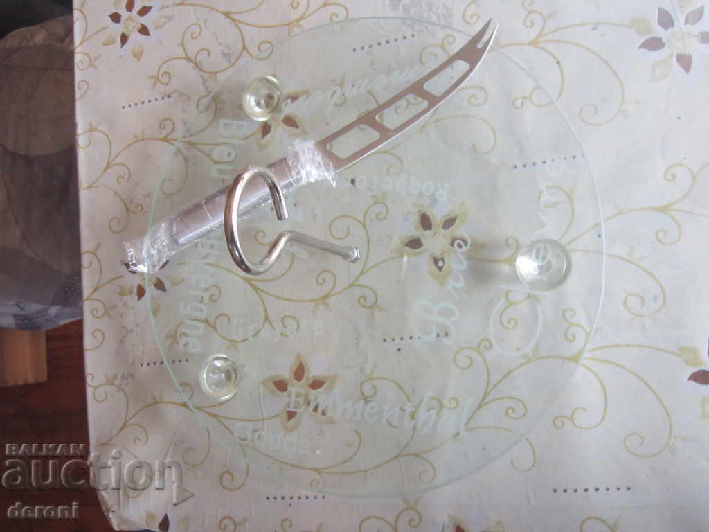 German platter for serving cheese with a knife - 6 German platter for serving cheese with a knife - 6