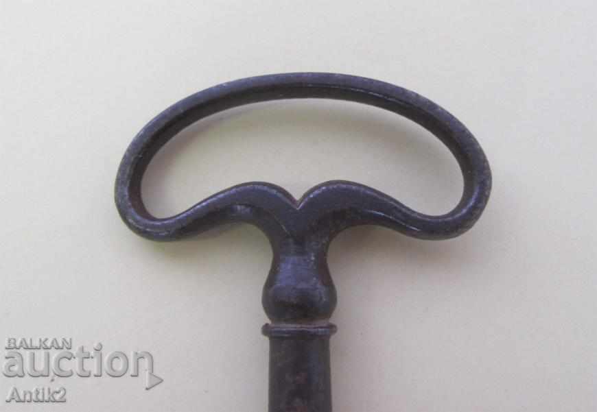 Auction  The 1700th Iron Key