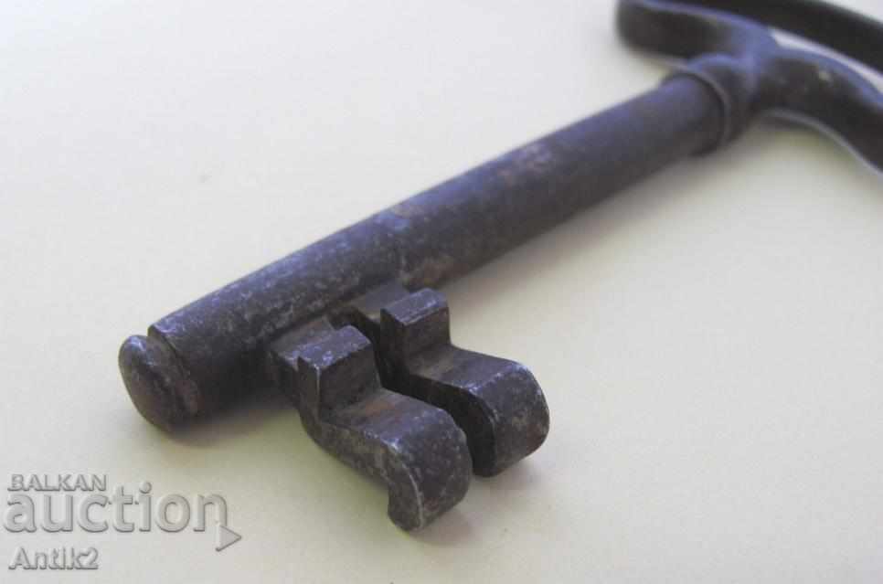 The 1700th Iron Key - 5