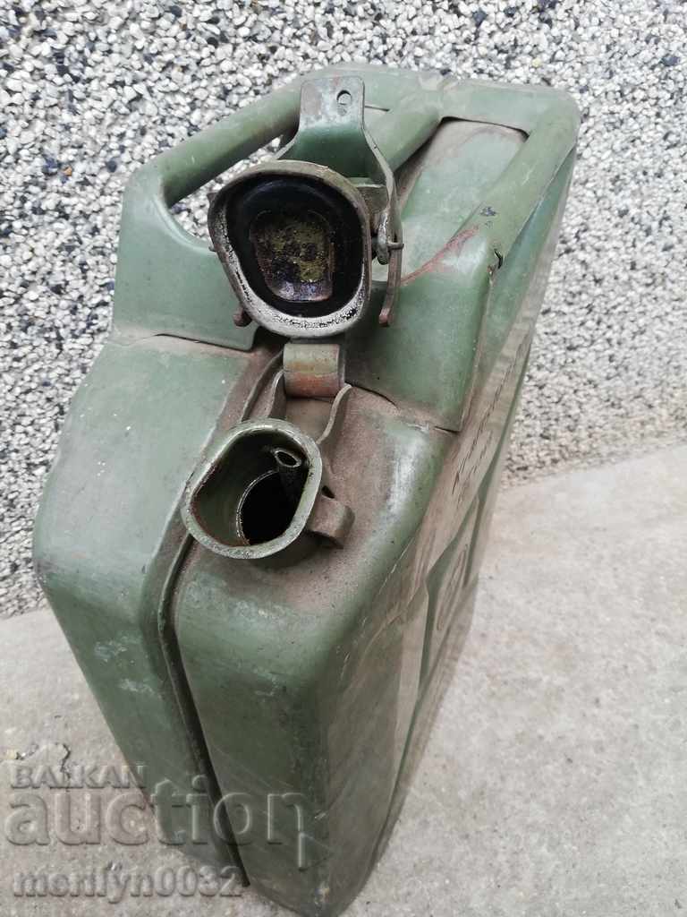 Γερμανικός σωλήνας 20 λίτρων για καύσιμα 1976 ΛΔΓ υγιής - 5 Γερμανικός σωλήνας 20 λίτρων για καύσιμα 1976 ΛΔΓ υγιής - 5