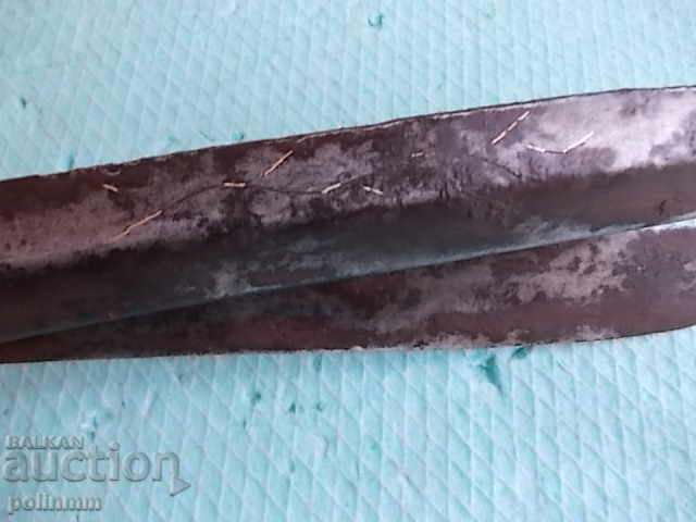 Auction Large scissors from _871 years Auction Large scissors from _871 years