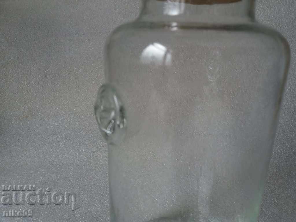 Антикварна медицинска старинна бутилка аптекарско шише