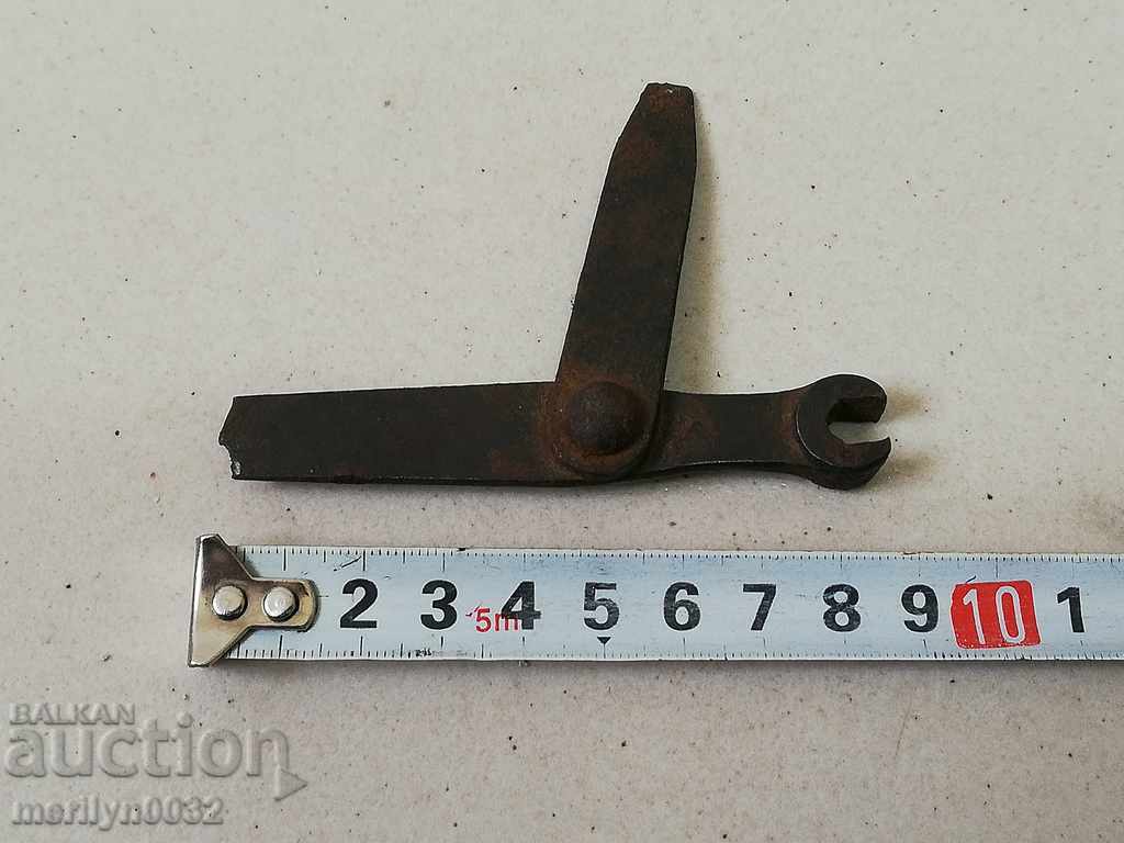 Auction  Screw in an old rifle from the PIU