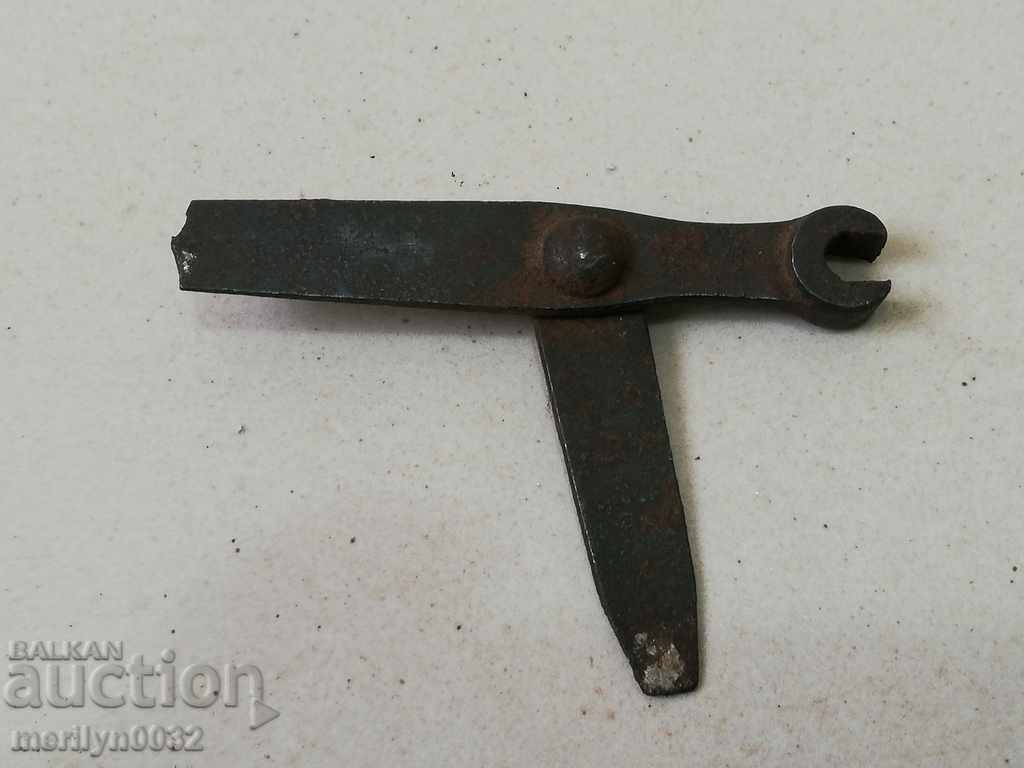 Screw in an old rifle from the PIU - 6