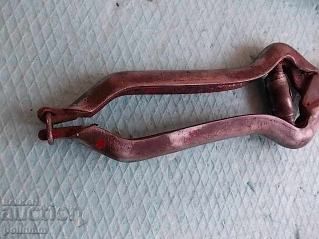 Auction Old Greek scissors Auction Old Greek scissors