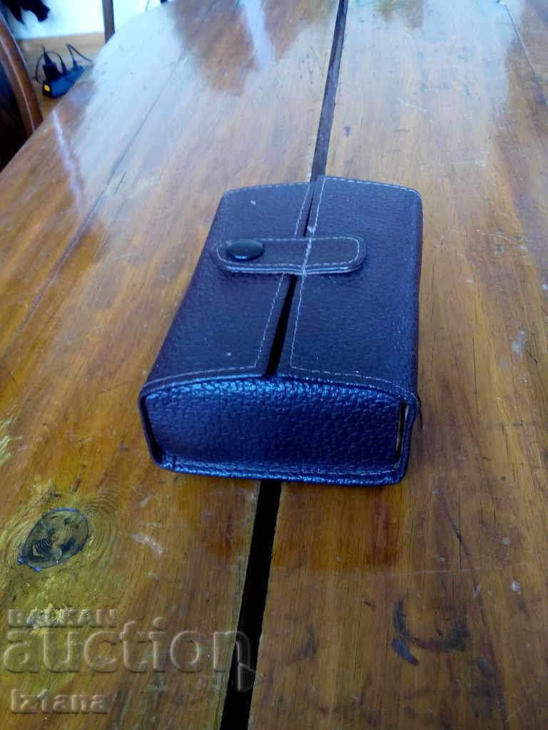 Old nurse with price 25.00 BGN | € 12.78 Old nurse with price 25.00 BGN | € 12.78