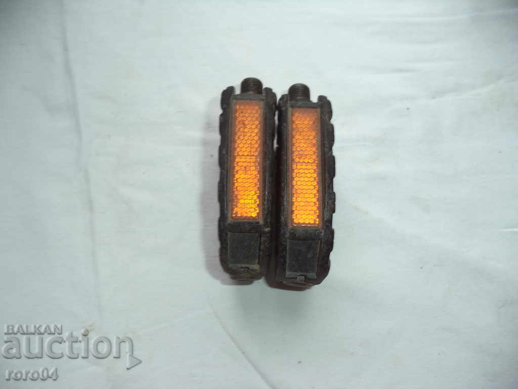 Delivery of OLD SPANISH PEDALS - IN H - ACTUALLY Delivery of OLD SPANISH PEDALS - IN H - ACTUALLY