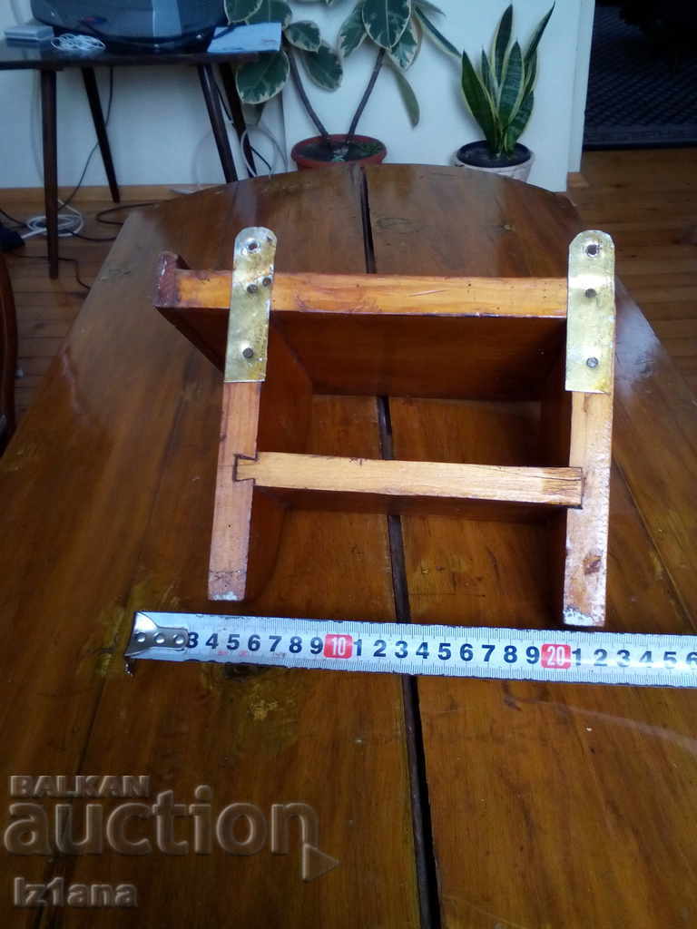 Delivery of Ancient stand for radio, shelf, shelf # 3 Delivery of Ancient stand for radio, shelf, shelf # 3