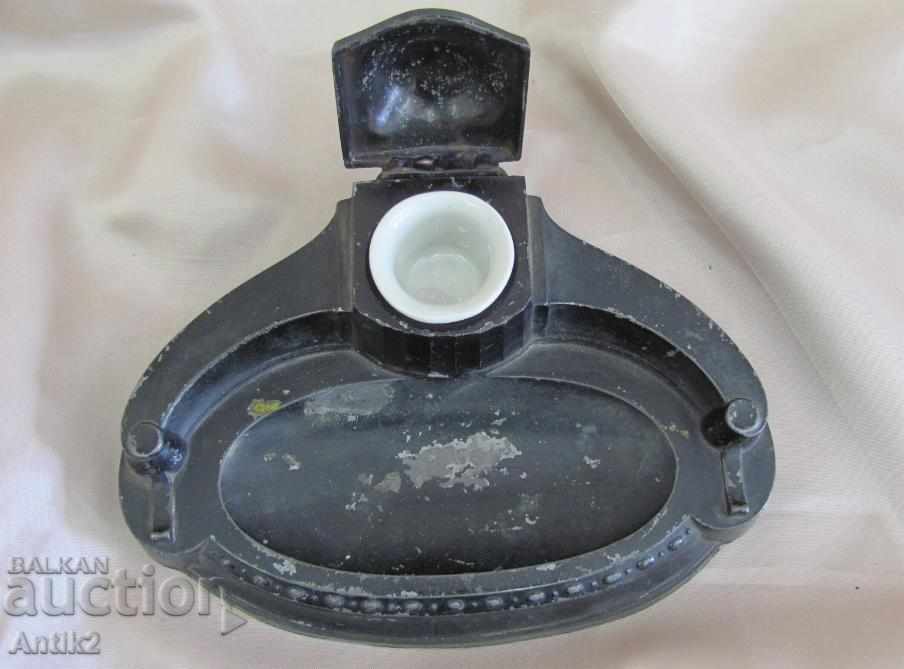 Auction  The 30 Antique Metal Ink Cartridges