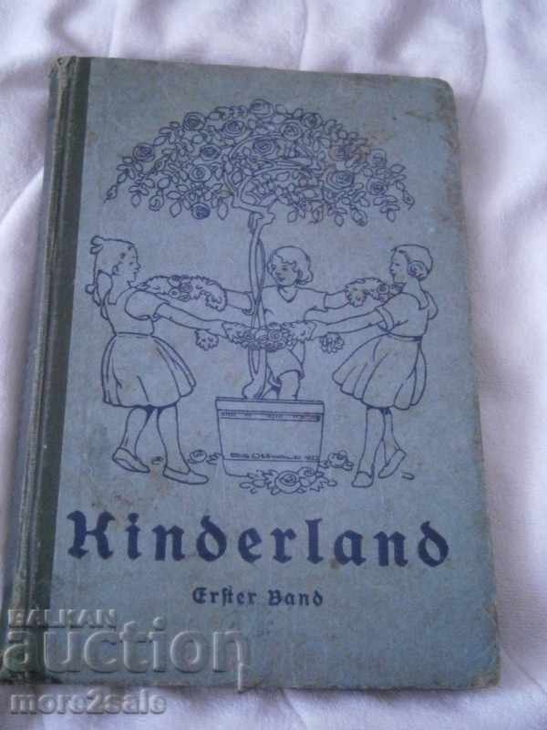 OLD EDITION KINDERLAND GERMAN LANGUAGES STORIES AND SONGS - 136 C