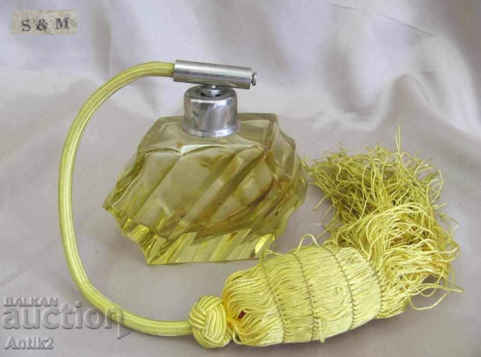 Auction The 70 Crystal Perfume Shimmer Auction The 70 Crystal Perfume Shimmer