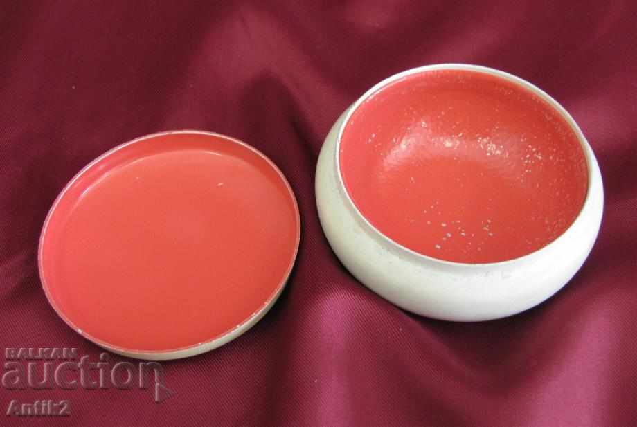 Delivery of Old Metal Jewelry Box Signed Delivery of Old Metal Jewelry Box Signed