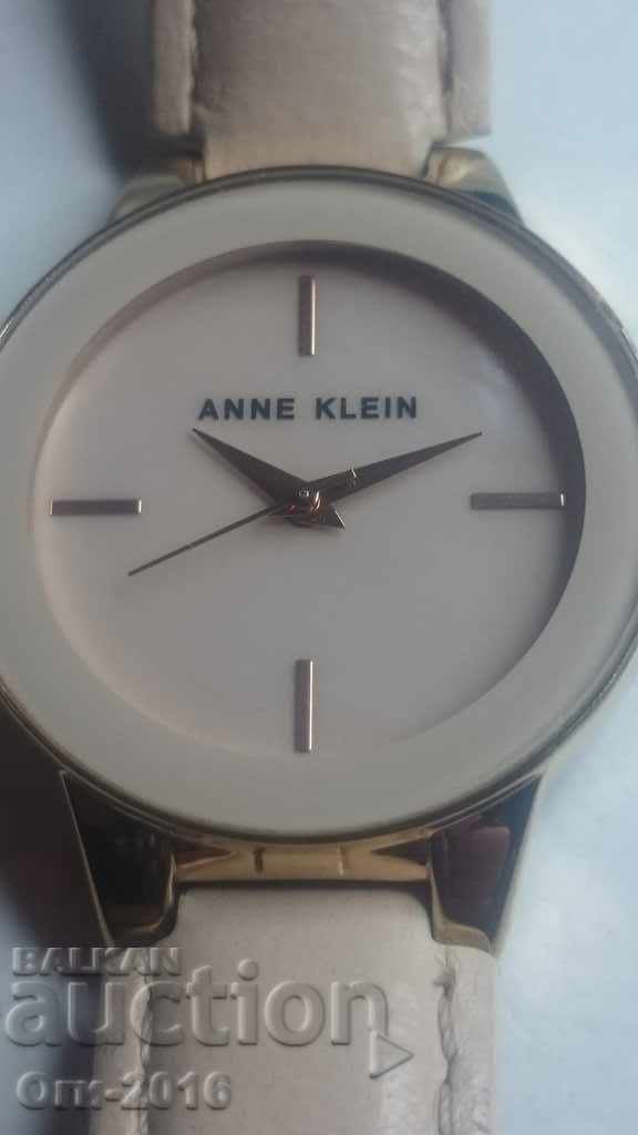 Часовник ANNE KLEIN с цена 75.00 лв. | € 38.35 Часовник ANNE KLEIN с цена 75.00 лв. | € 38.35