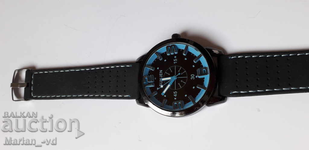 Аукцион Кварцов часовник Sunjen Аукцион Кварцов часовник Sunjen