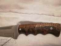A collectible, massive and comfortable knife for the fisherman and hunter. Leg
