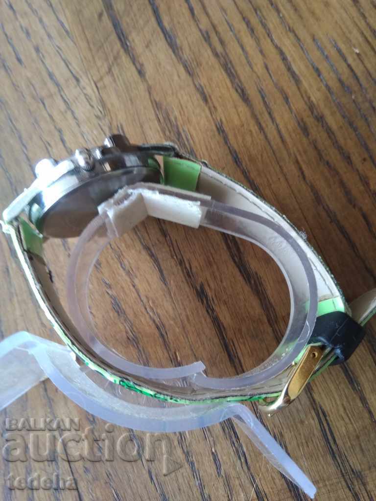 Delivery of KITCHEN CHILD CHILDREN - PERFECT Delivery of KITCHEN CHILD CHILDREN - PERFECT