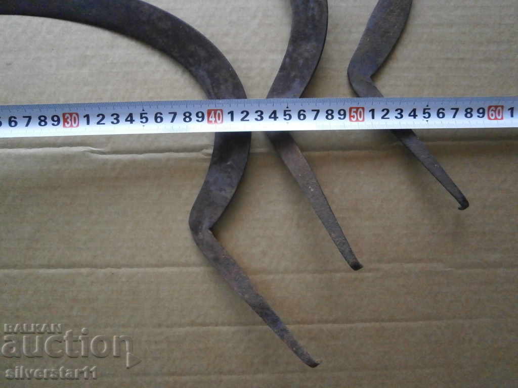 Auction Old forged sickle antique tool 100% authentic lot 3 pieces Auction Old forged sickle antique tool 100% authentic lot 3 pieces