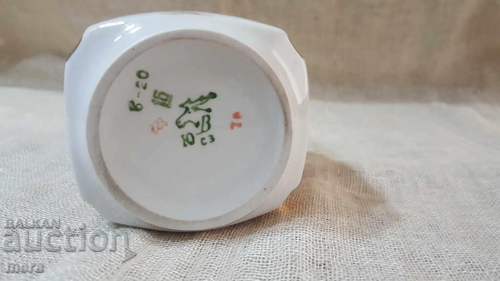 An old porcelain vase - 7 An old porcelain vase - 7