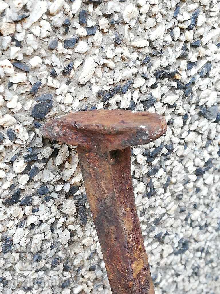 Huge old forged nail, wrought iron, spit, four grams - 5 Huge old forged nail, wrought iron, spit, four grams - 5