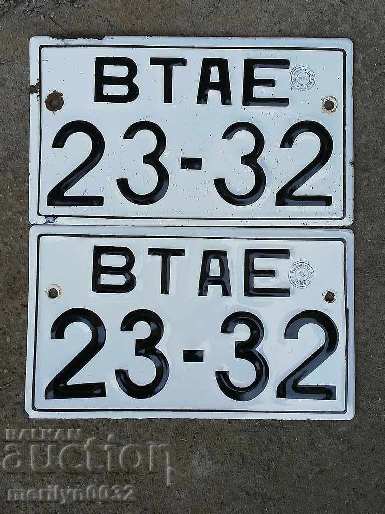 Pair of numbers registration number from the vehicle enamel plate plate - 7