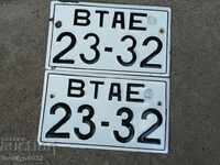Pair of numbers registration number from the vehicle enamel plate plate