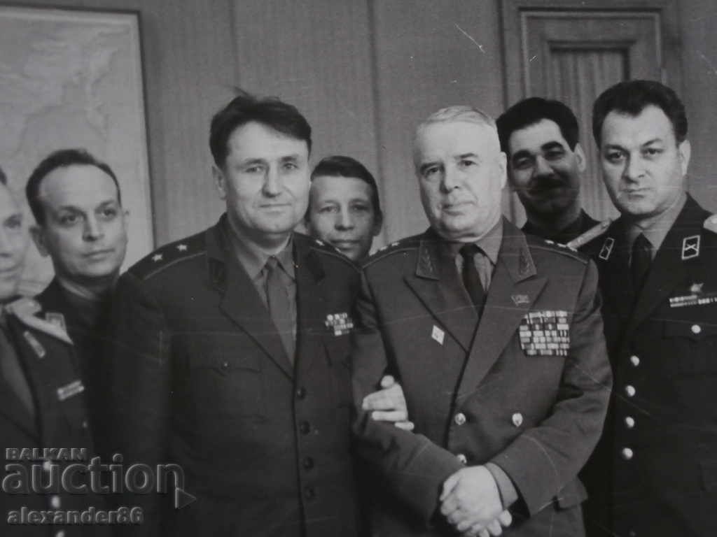 Colonel-General Grushevoy General Delcho Simov 1969 5 photos with price 40.00 BGN | € 20.45