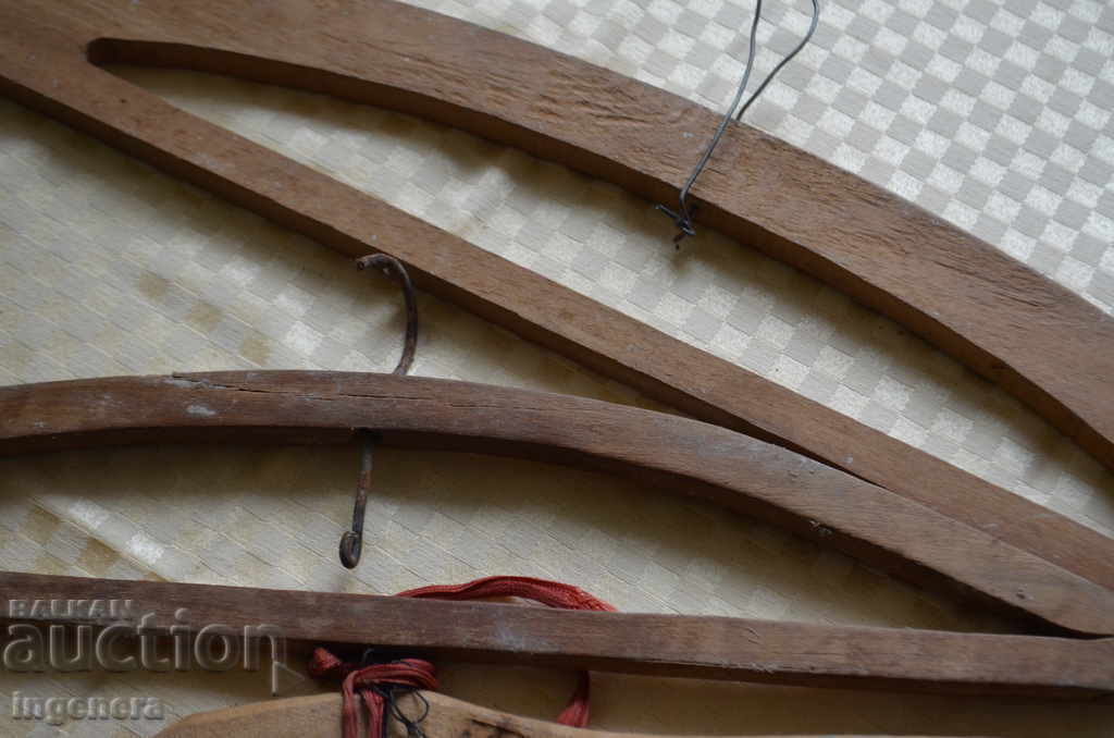 OLD HANGERS with price 9.00 BGN | € 4.60 OLD HANGERS with price 9.00 BGN | € 4.60