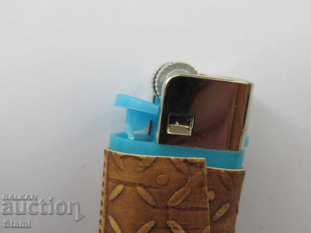 Auction Birch lighter case from Lake Baikal, Russia Auction Birch lighter case from Lake Baikal, Russia