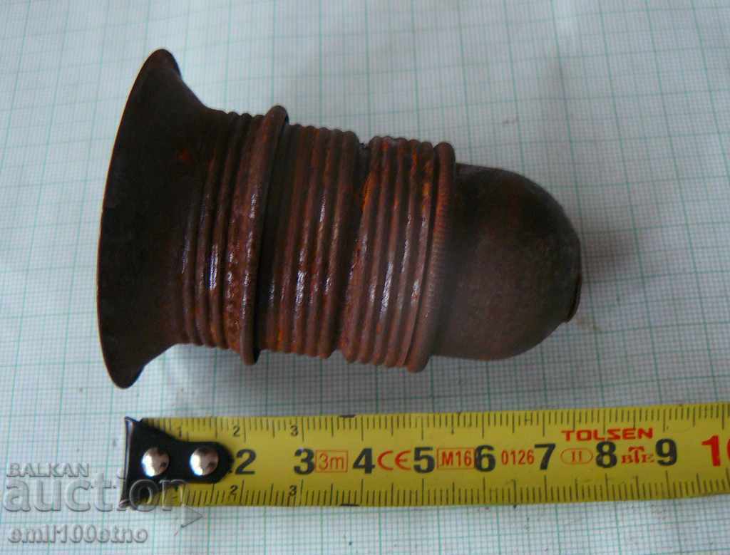 An old metal cap - 6 An old metal cap - 6