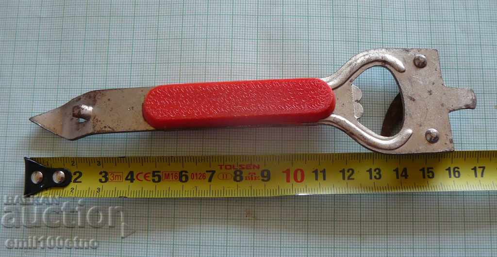 Un vechi deschizator de conserve din Balcani cu preț 3.00 BGN | € 1.53