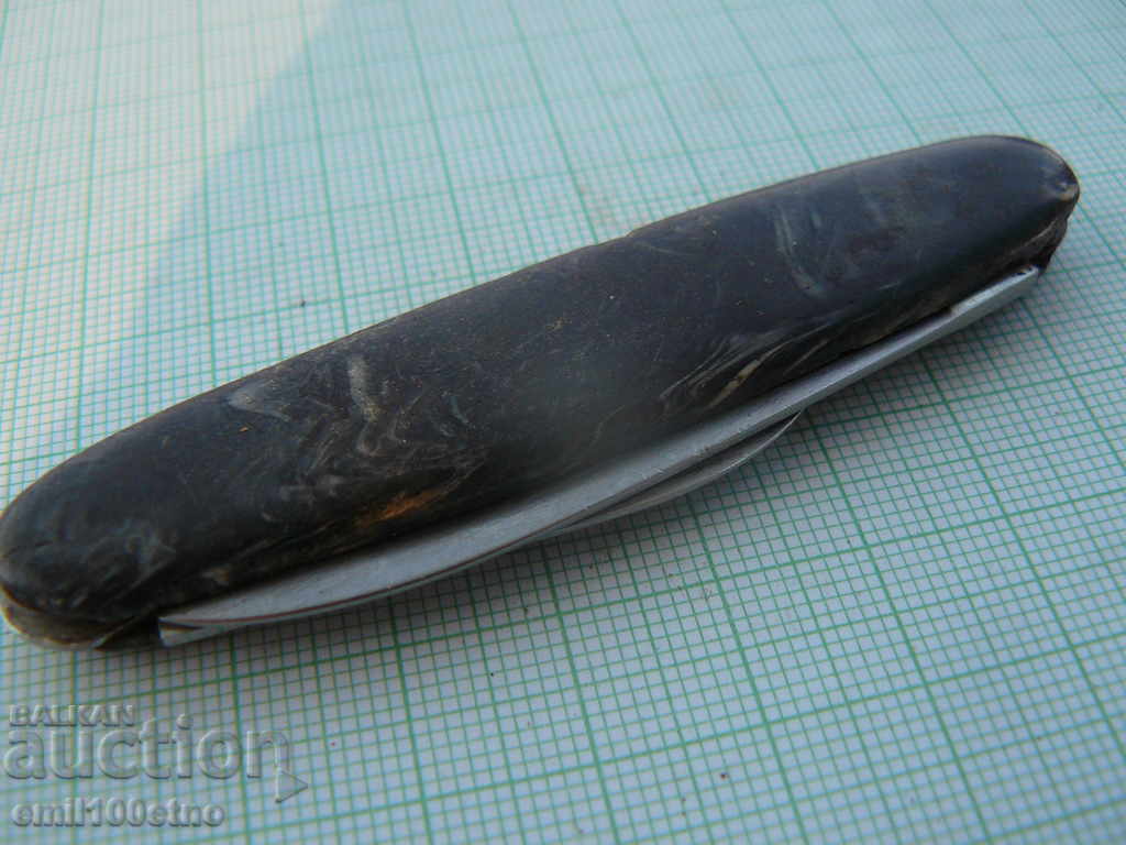 Old folding pocket knife with GML corkscrew with price 8.00 BGN | € 4.09 Old folding pocket knife with GML corkscrew with price 8.00 BGN | € 4.09