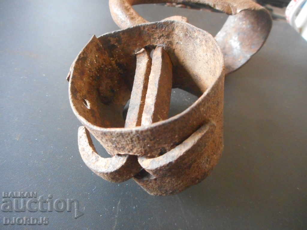 Παράδοση Παλιά σφυρήλατο σίδερο Παράδοση Παλιά σφυρήλατο σίδερο