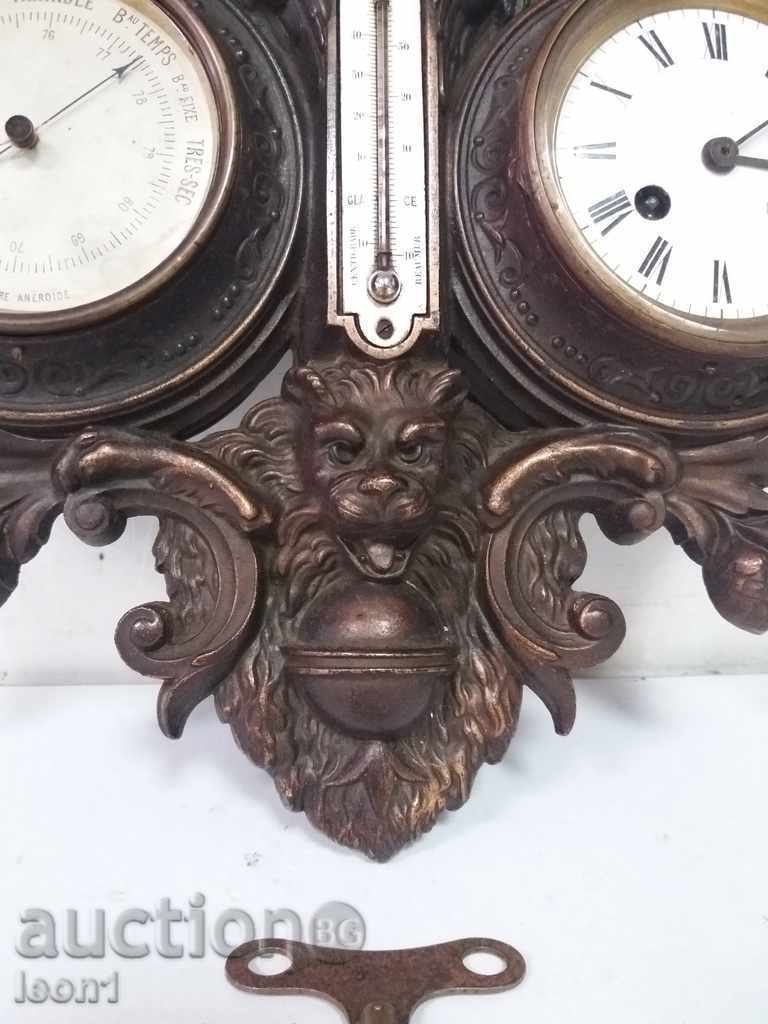 Delivery of An antique clock ship with a barometer and a thermometer Delivery of An antique clock ship with a barometer and a thermometer