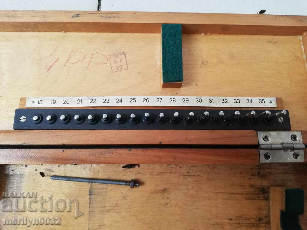 Delivery of Old tool in a box Delivery of Old tool in a box