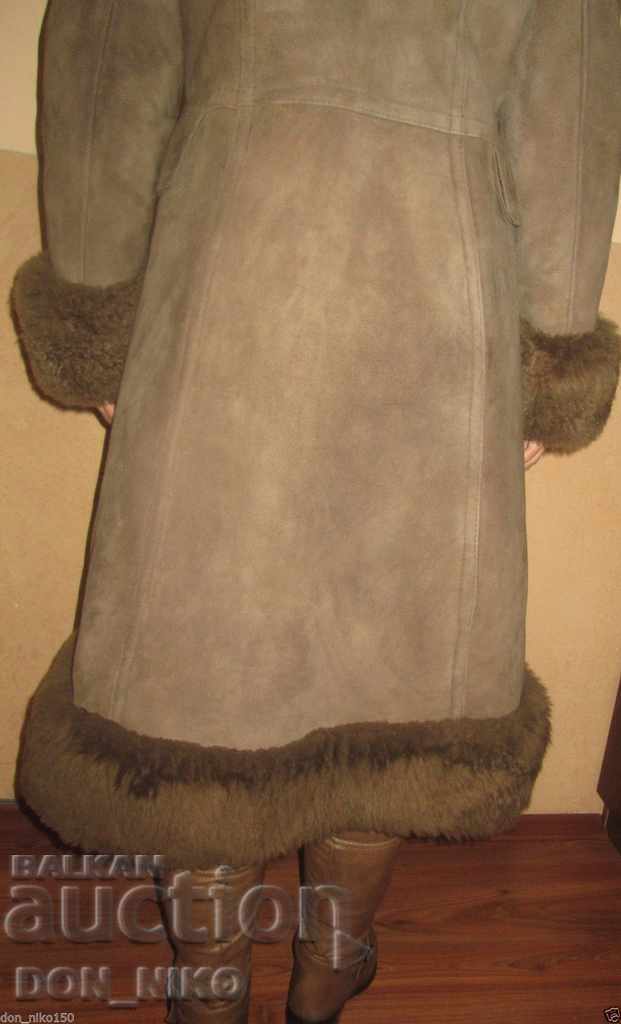 Auction Lady's Sheath-Lamb's Skin Auction Lady's Sheath-Lamb's Skin